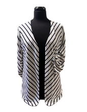 Load image into Gallery viewer, SYMPLI Jacket with Pleated Sleeves D Print
